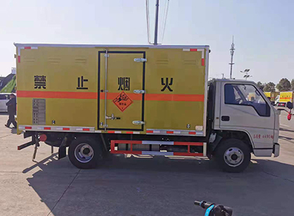 昌图爆破器材运输车